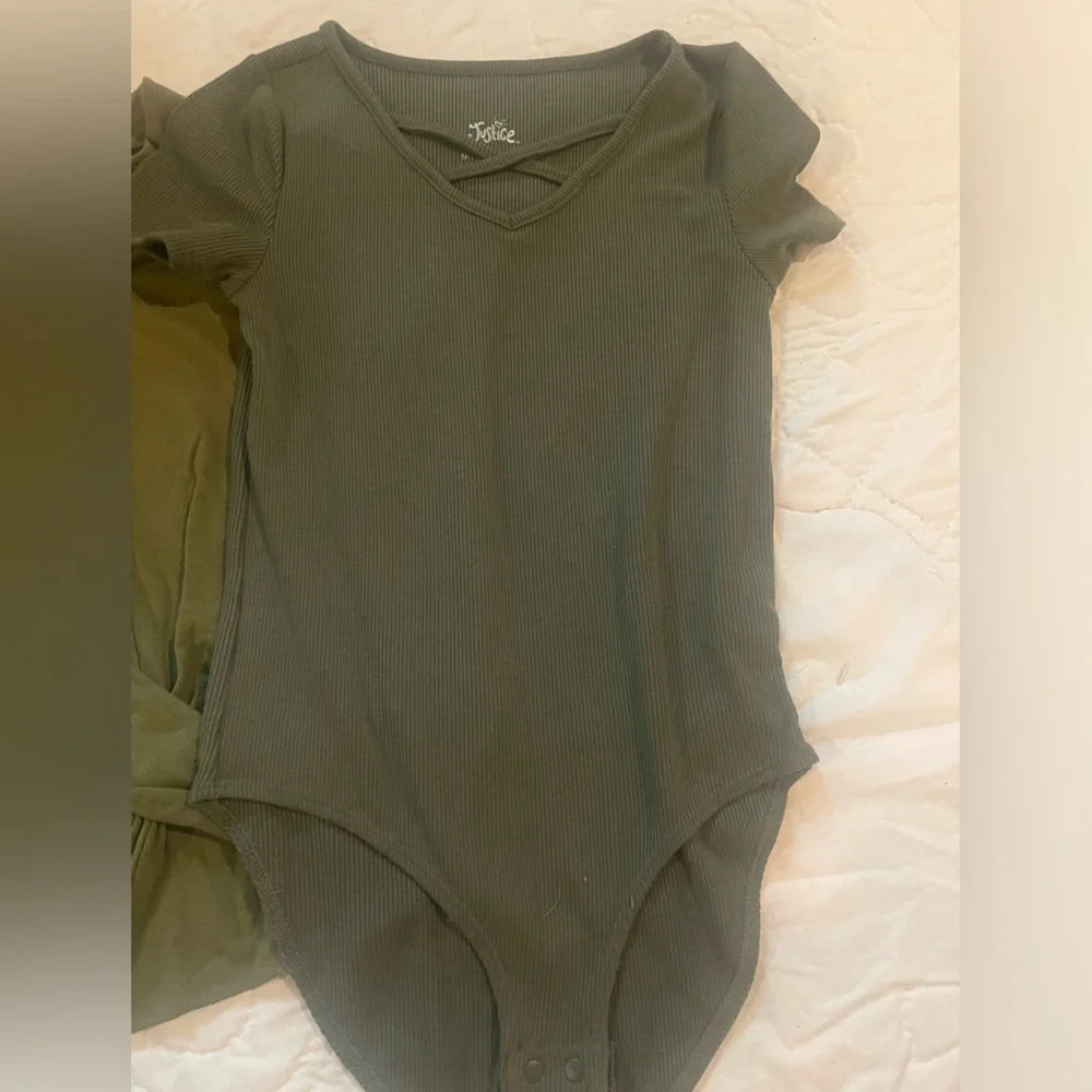 Green and Gray Kids Short Sleeve Tees